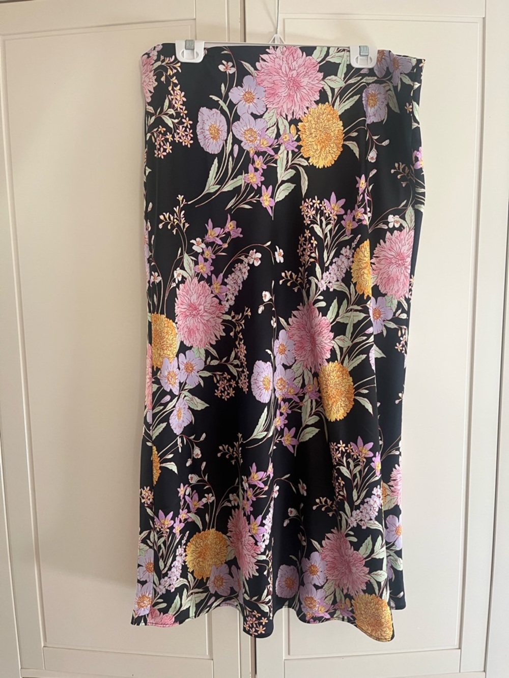 Ann Taylor Floral midi skirt - XL
